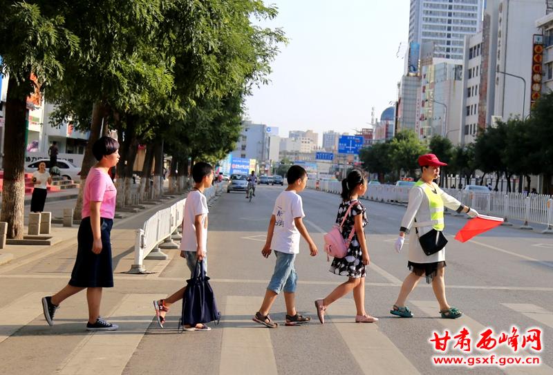 微信图片_20180509160109_副本.jpg