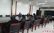 天寒地冻腊八节　暖暖温情在心间