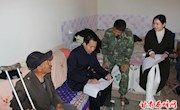 李廷位赴帮扶点对接“一户一策”精准脱贫方案