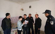 区督查组对董志镇“一户一策”方案制定工作进行督查指导