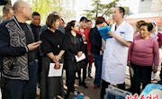 区人民医院开展“中国麻醉周”主题宣传义诊活动