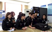区公安分局出入境管理大队自助办证系统启用