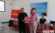 我区爱心企业到温泉卫生院开展慰问活动