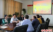 区人大常委会举行2018年第一次主任接待日活动