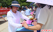 什社乡开展第十五个民族团结进步宣传月活动
